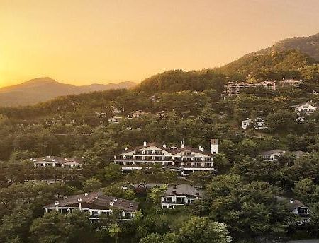 Club Es Jecheon Resort Chech'ŏn Extérieur photo