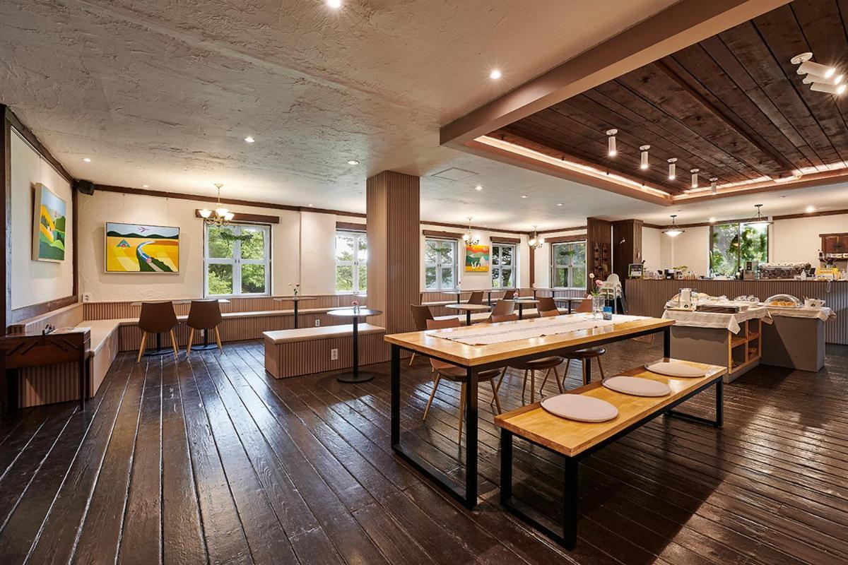 Club Es Jecheon Resort Chech'ŏn Extérieur photo